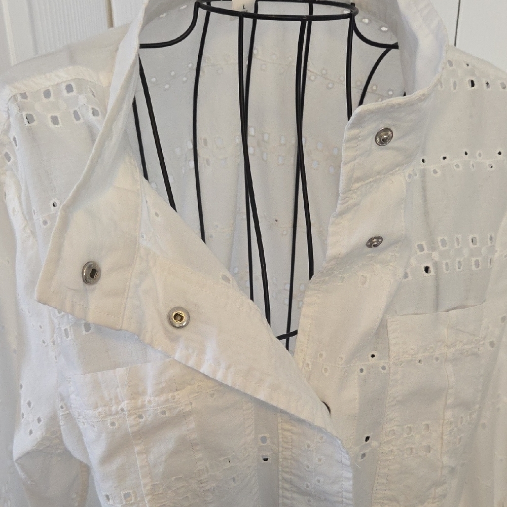 White Eyelet Women's Top - Picture 9 of 10